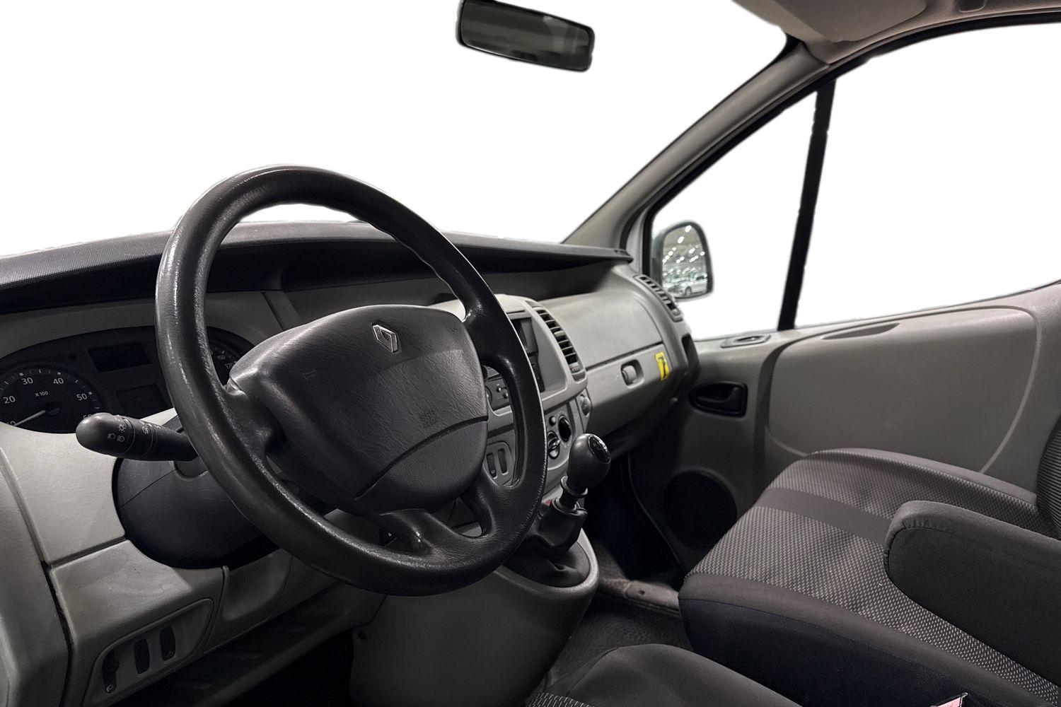 Renault Trafic vaihtoauto