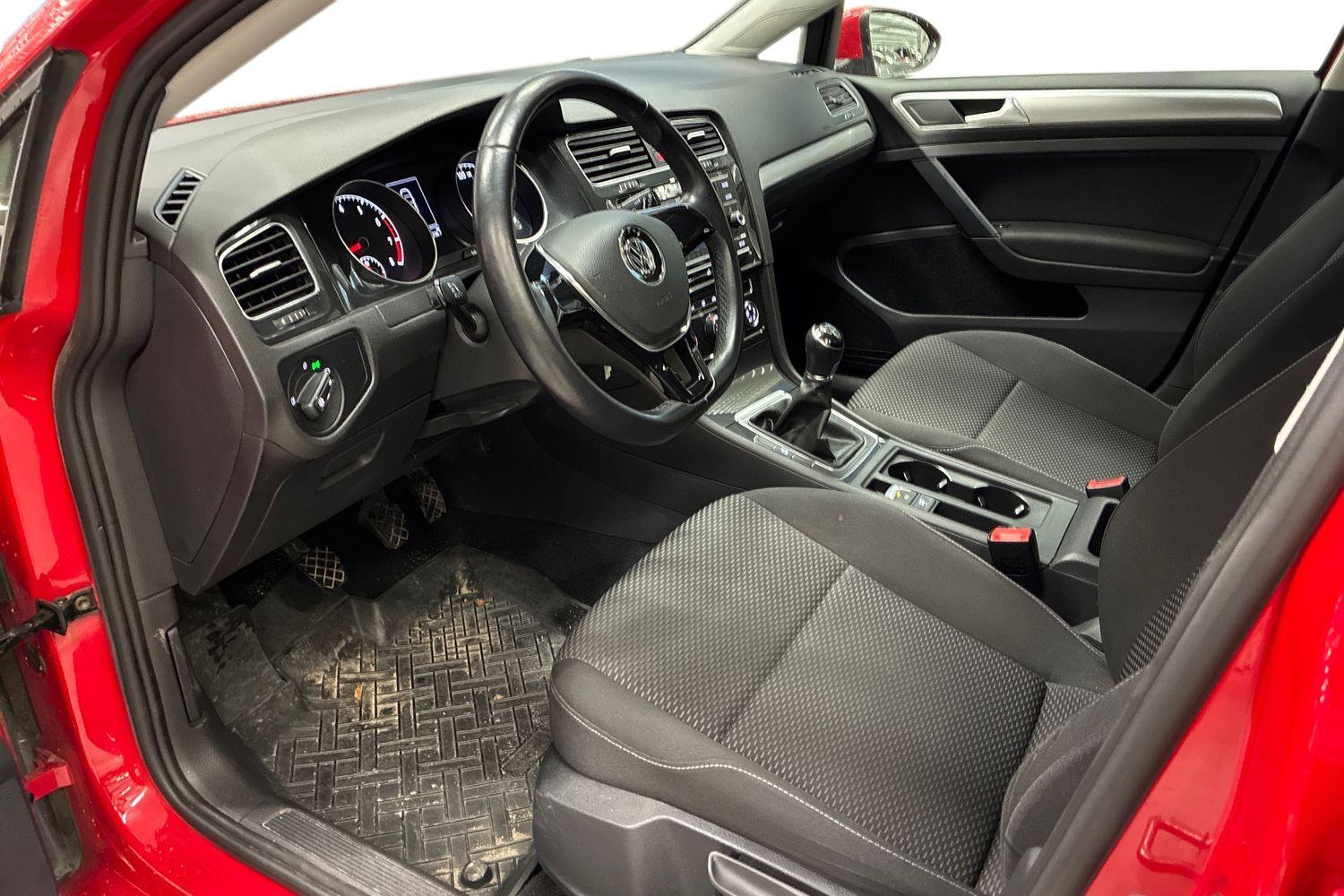 Volkswagen Golf vaihtoauto