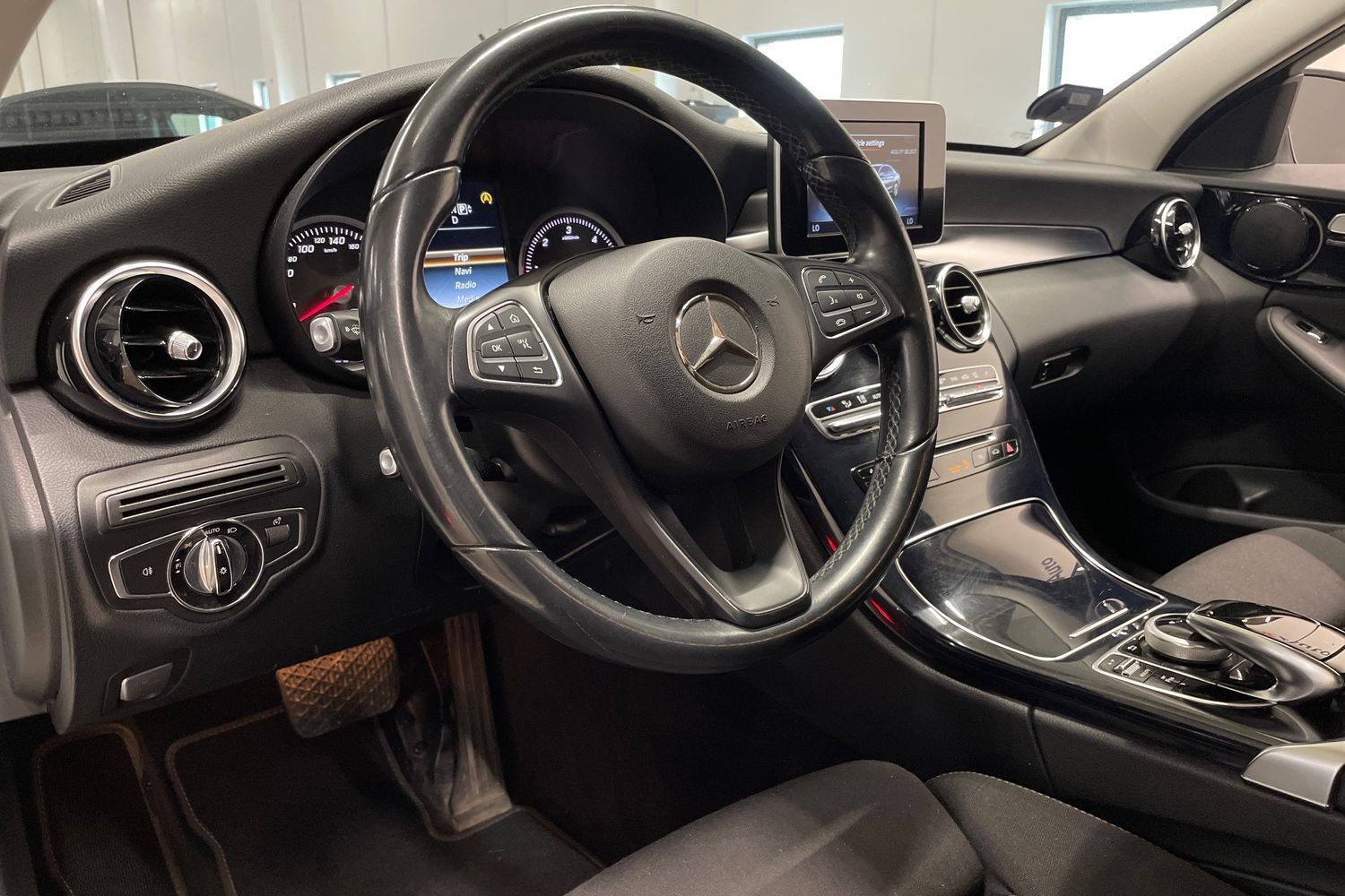 Mercedes-Benz C vaihtoauto