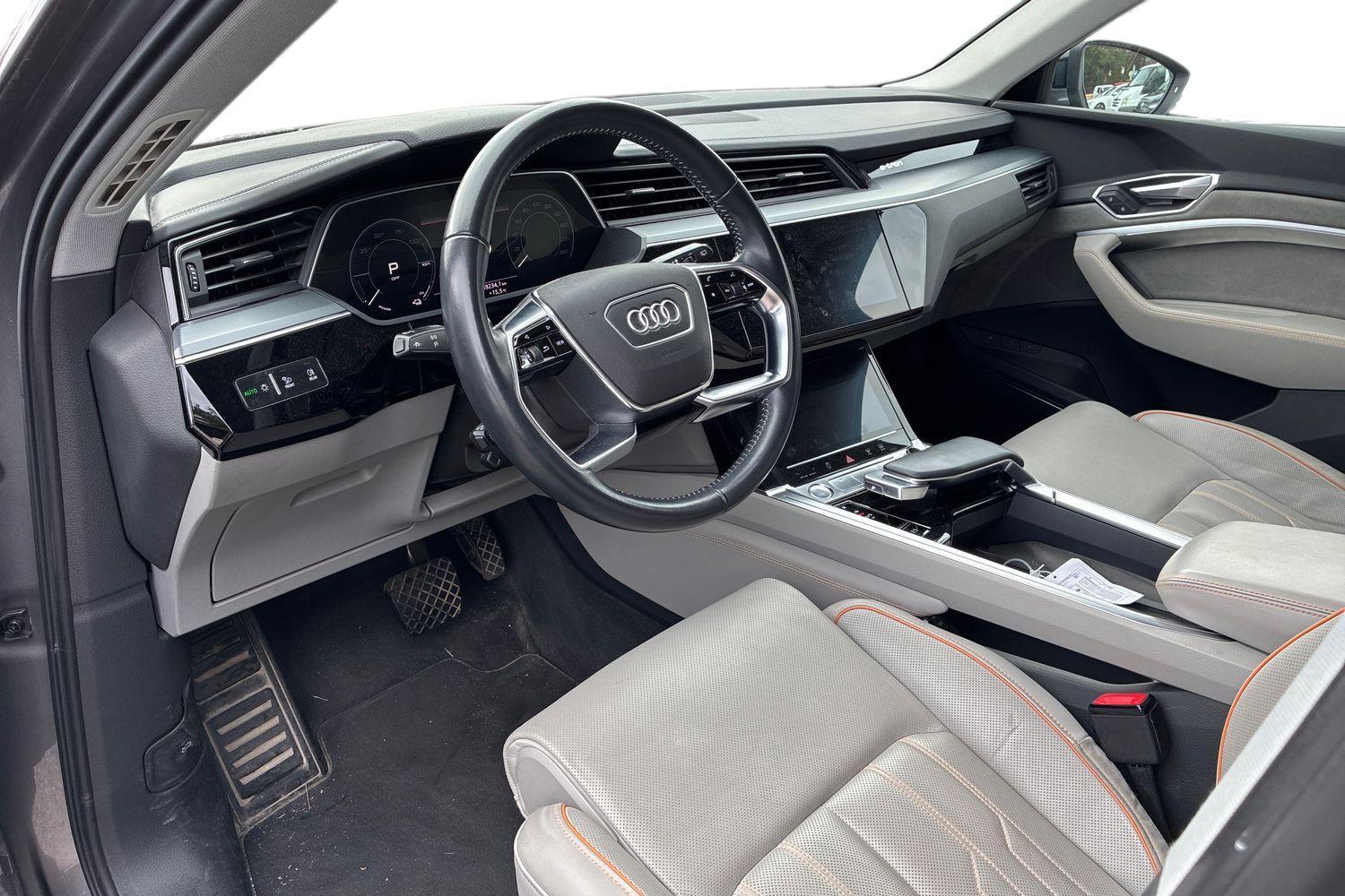 Audi e-tron vaihtoauto