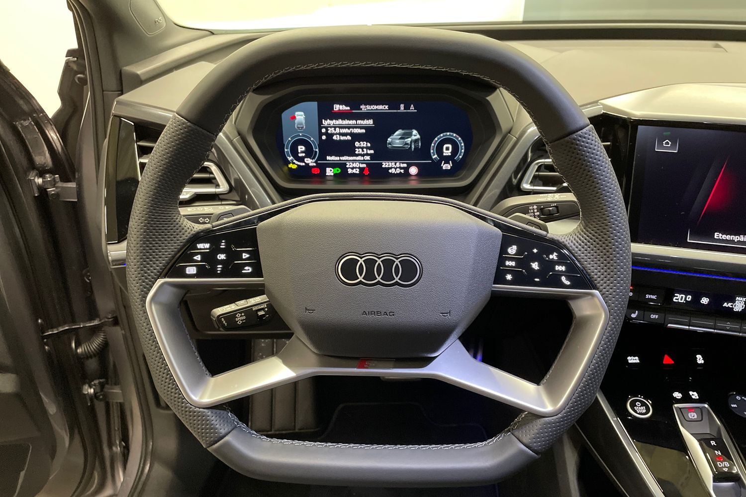 Audi Q4 e-tron vaihtoauto