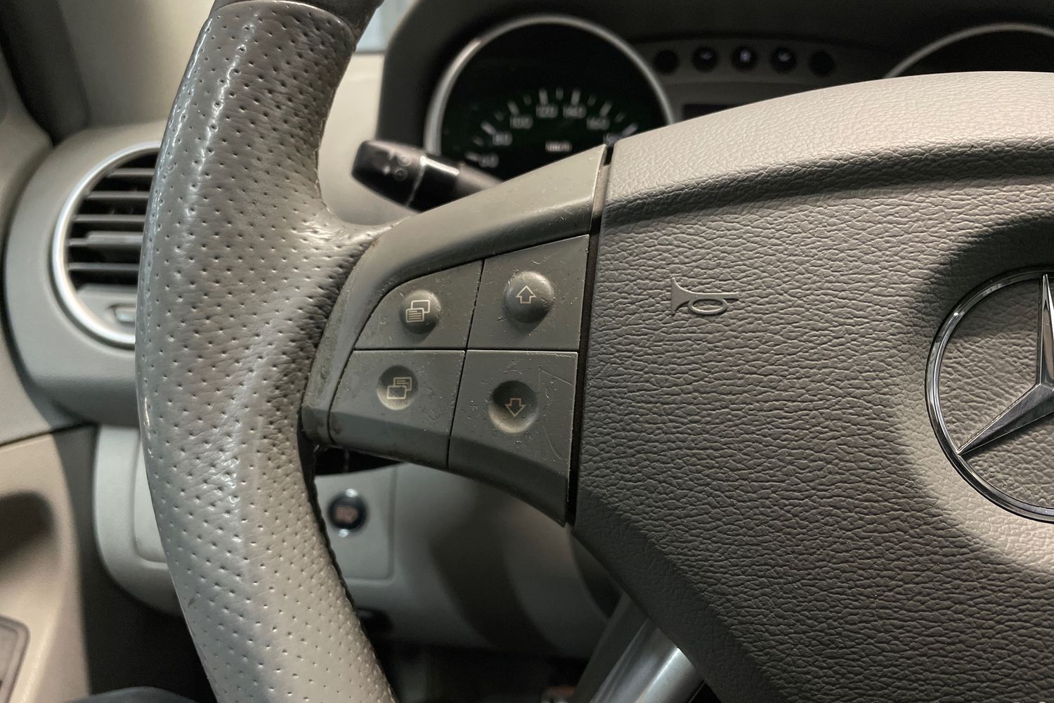 Mercedes-Benz ML vaihtoauto