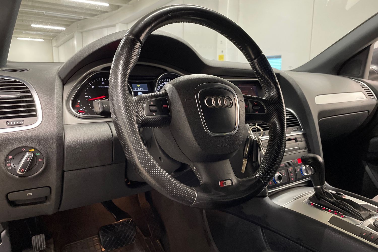 Audi Q7 vaihtoauto