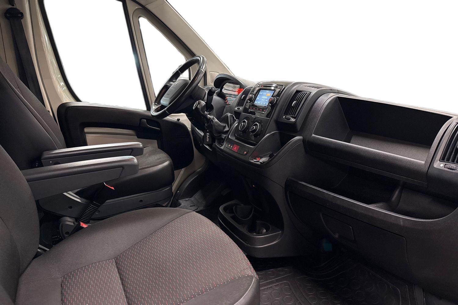 Peugeot Boxer vaihtoauto