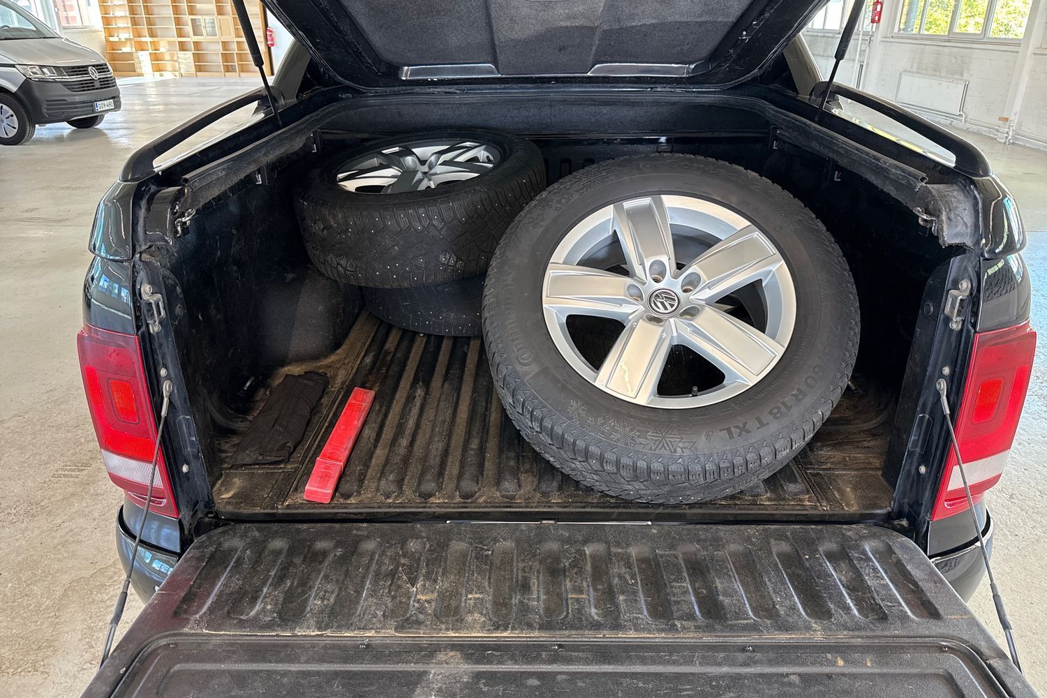 Volkswagen Amarok vaihtoauto