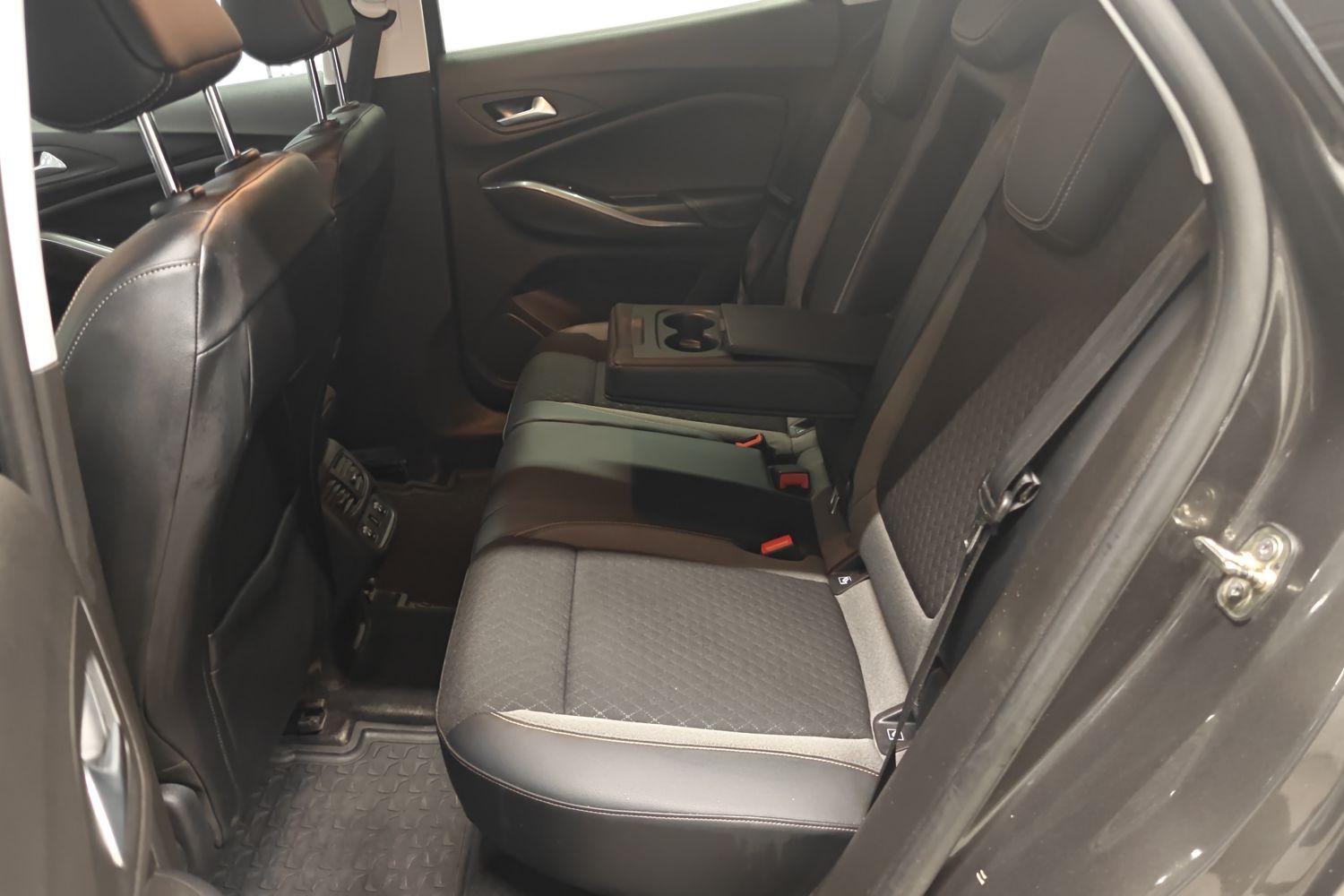 Opel Grandland X vaihtoauto