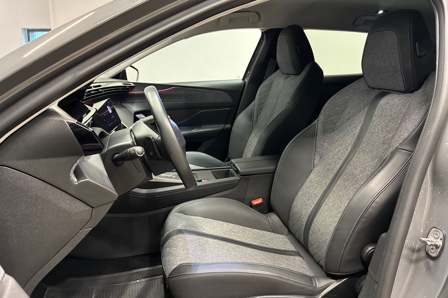 Peugeot 408 vaihtoauto