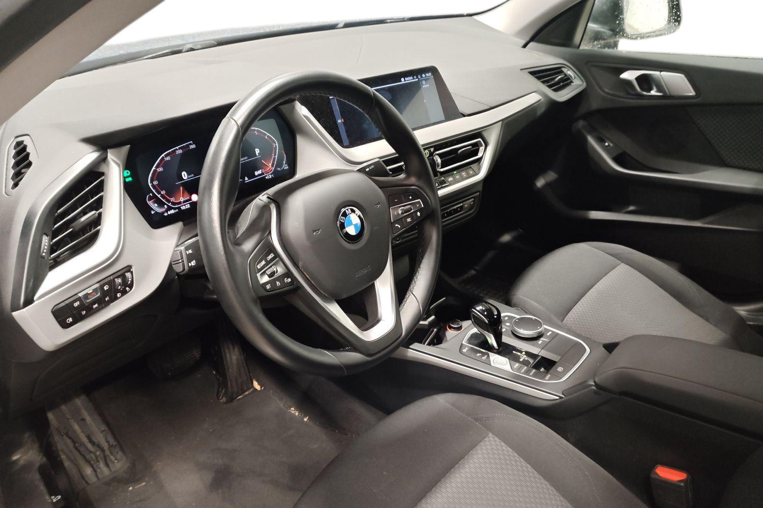 BMW 218 vaihtoauto