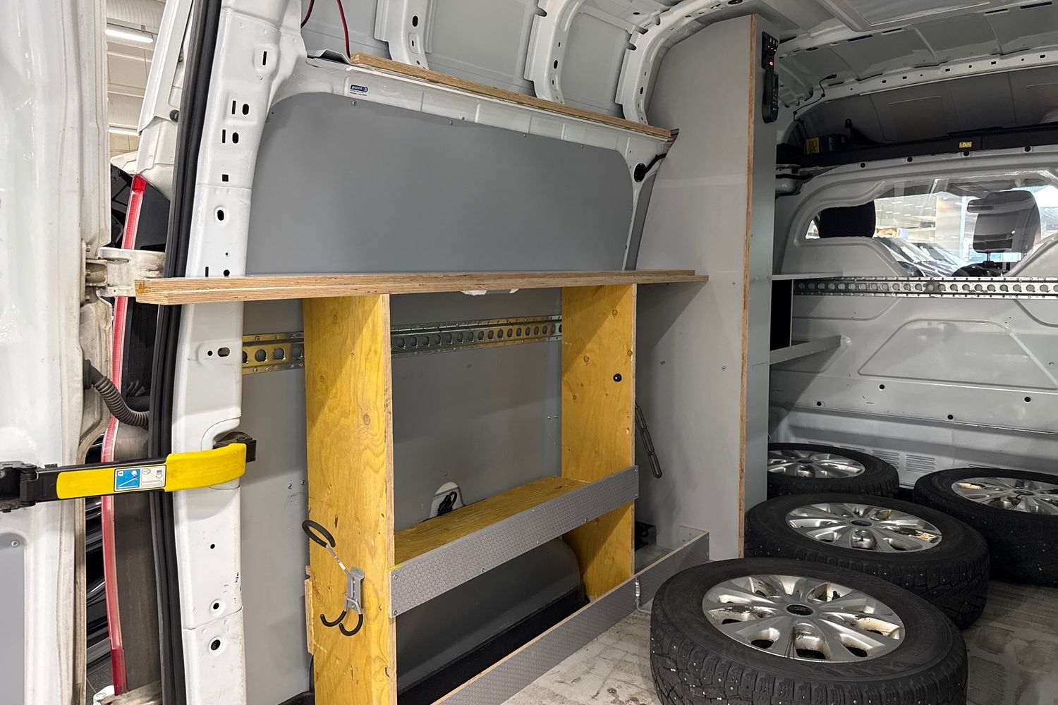 Ford Transit Custom vaihtoauto