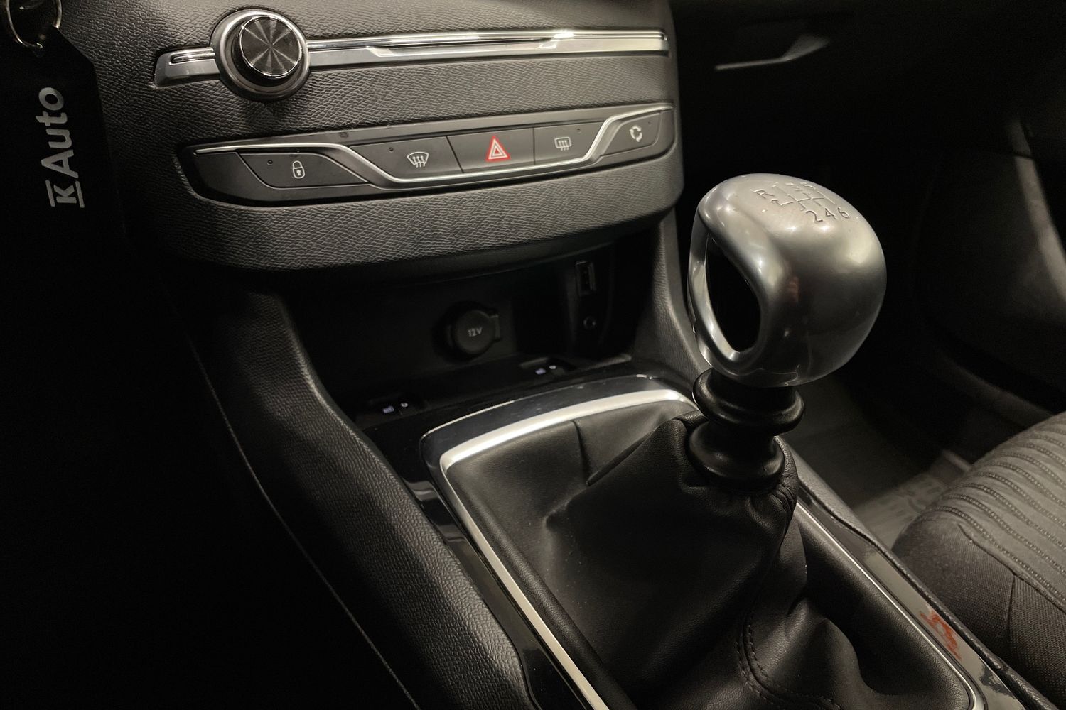 Peugeot 308 vaihtoauto