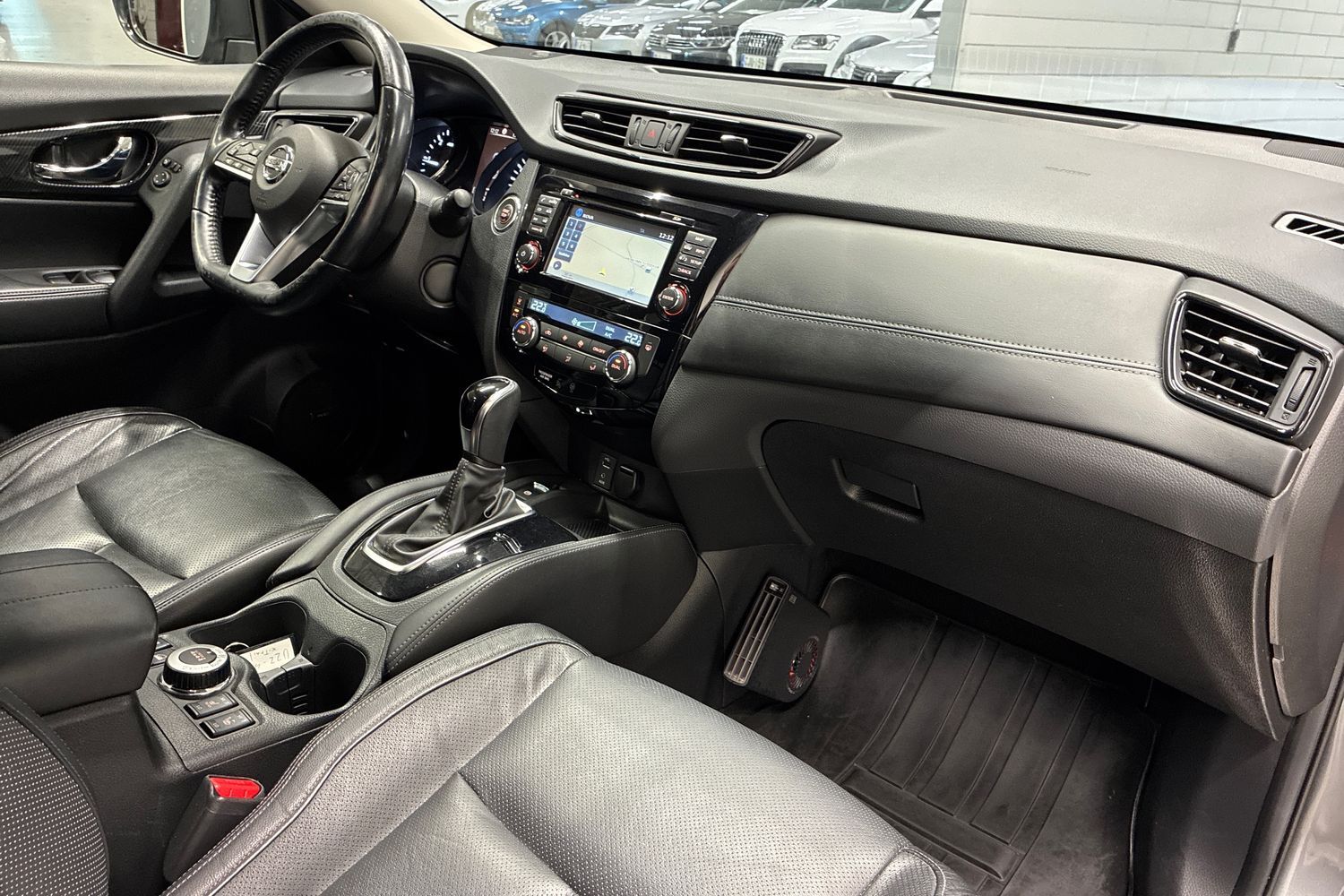 Nissan X-Trail vaihtoauto