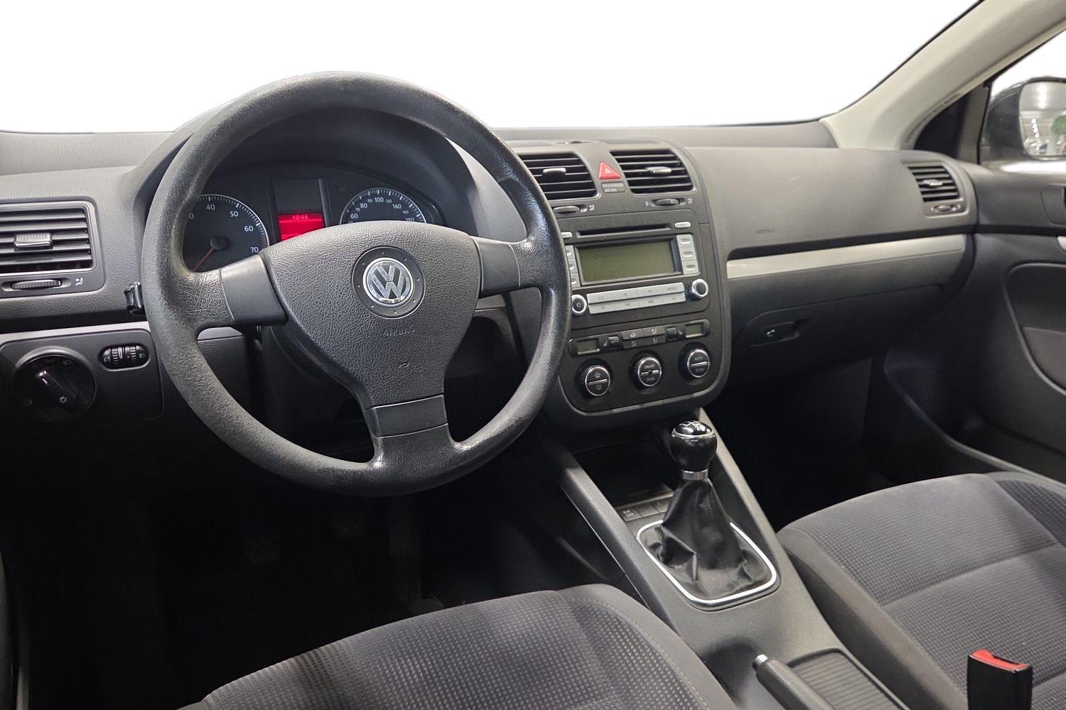 Volkswagen Jetta vaihtoauto