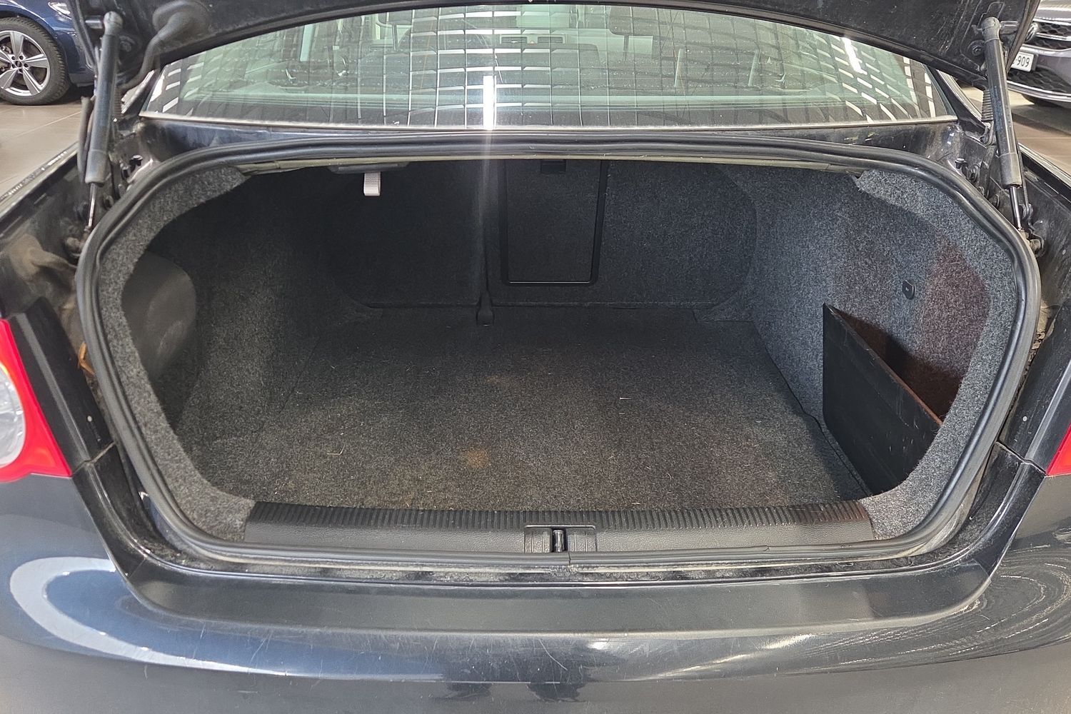 Volkswagen Jetta vaihtoauto