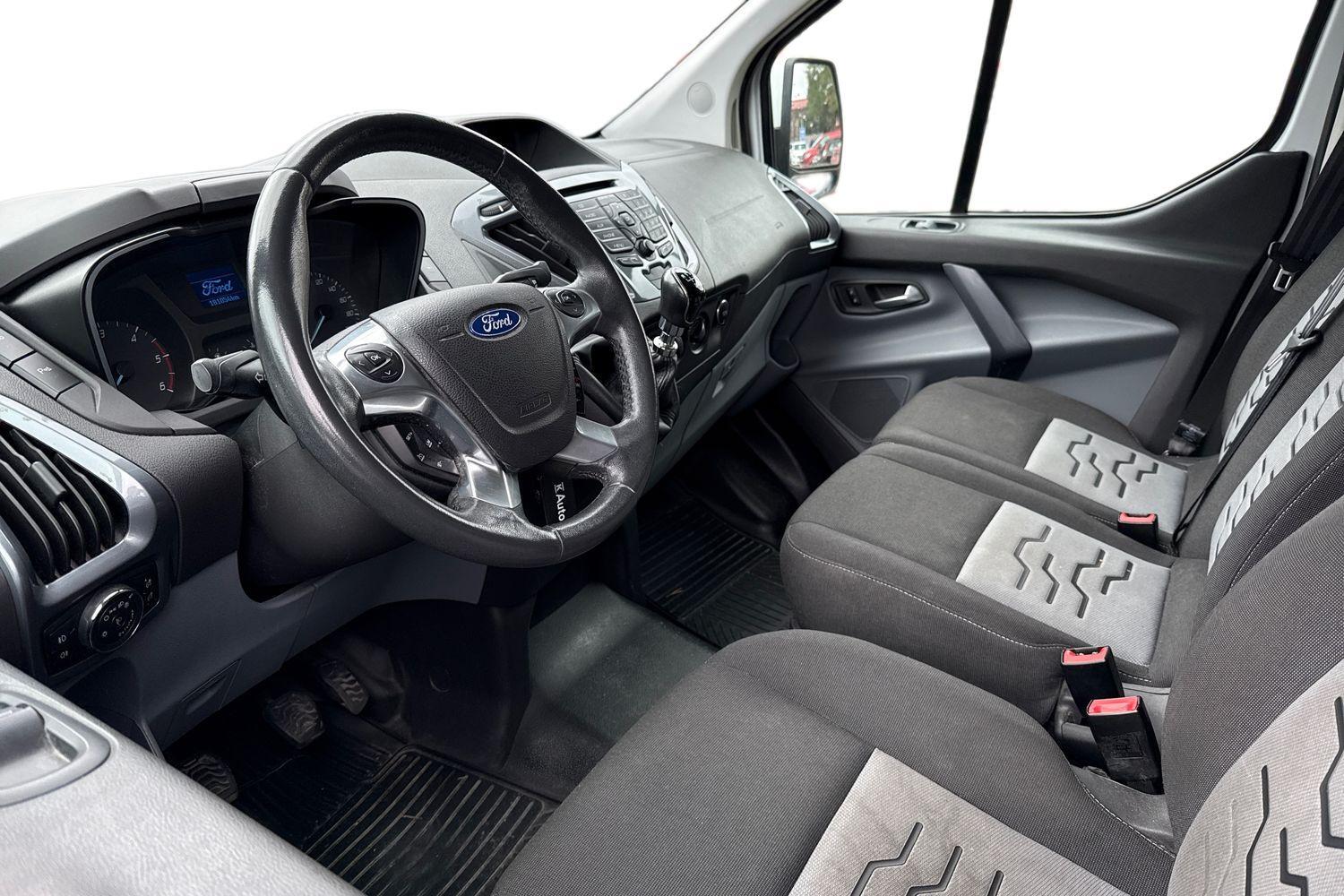 Ford Transit Custom vaihtoauto