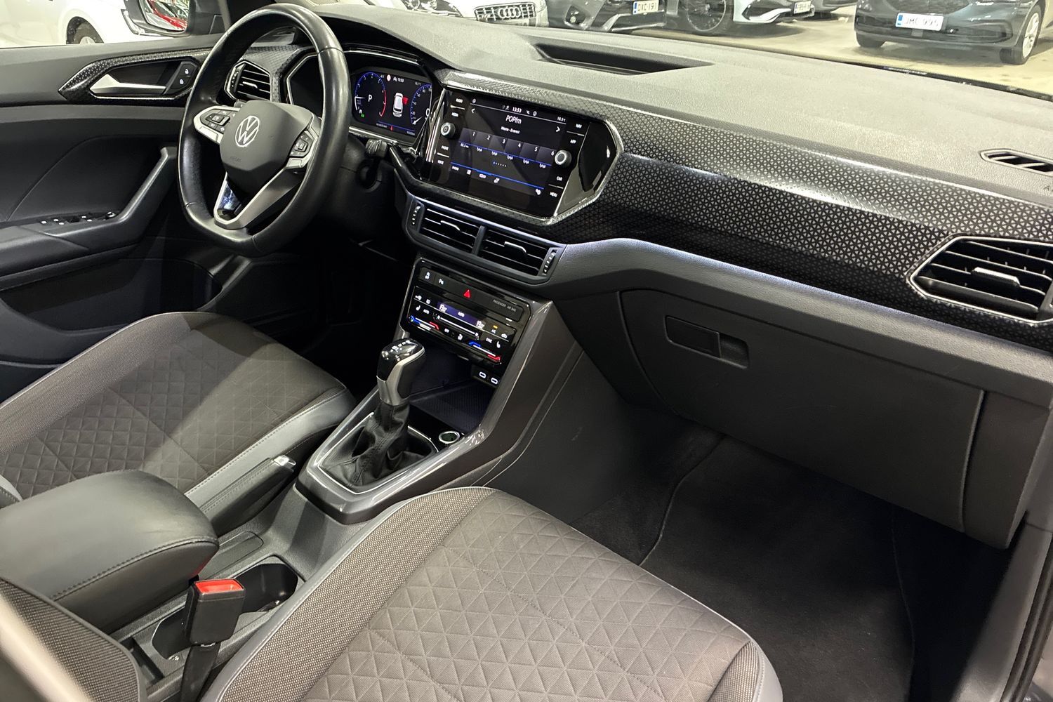 Volkswagen T-Cross vaihtoauto