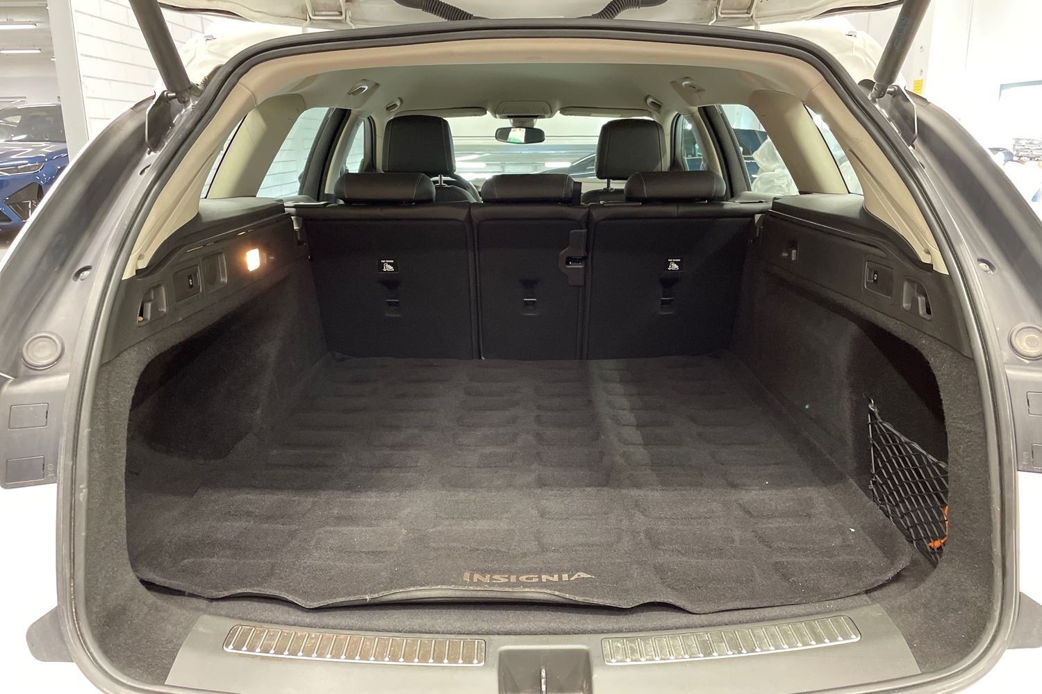 Opel Insignia vaihtoauto