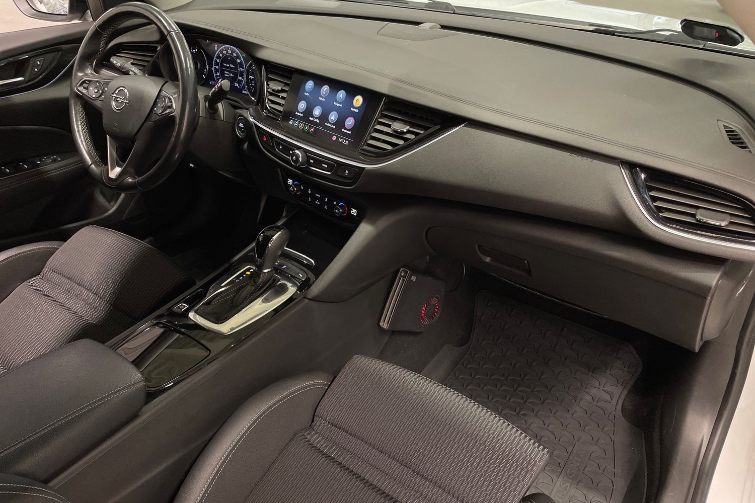 Opel Insignia vaihtoauto