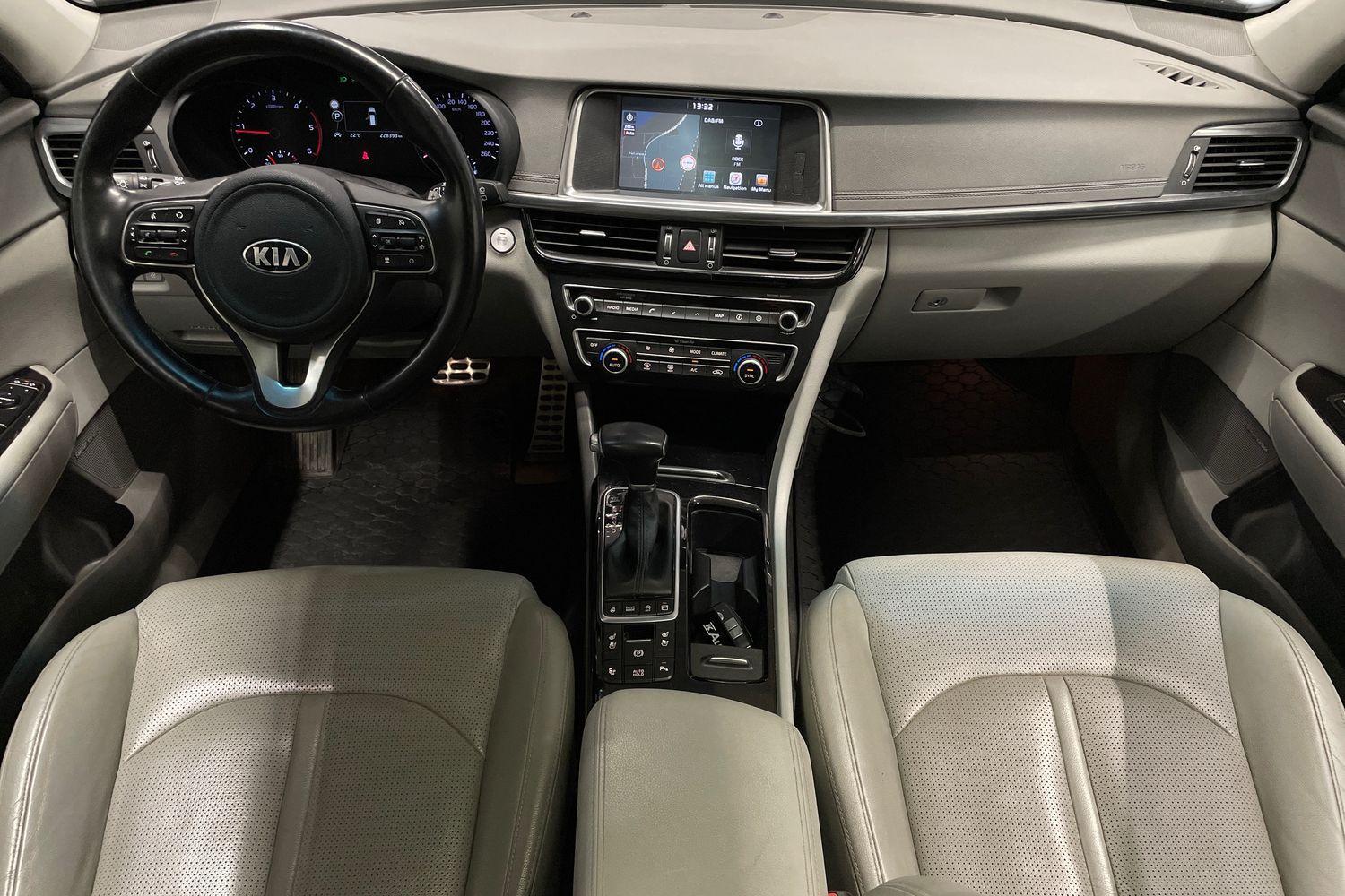 Kia Optima vaihtoauto