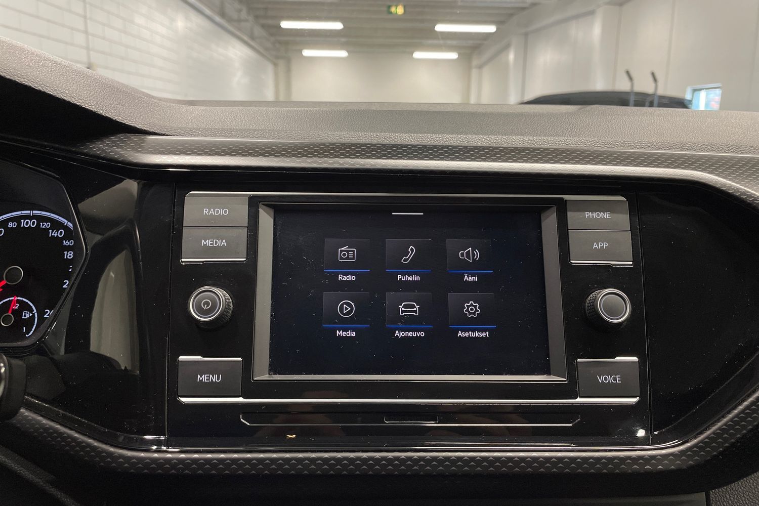 Volkswagen T-Cross vaihtoauto
