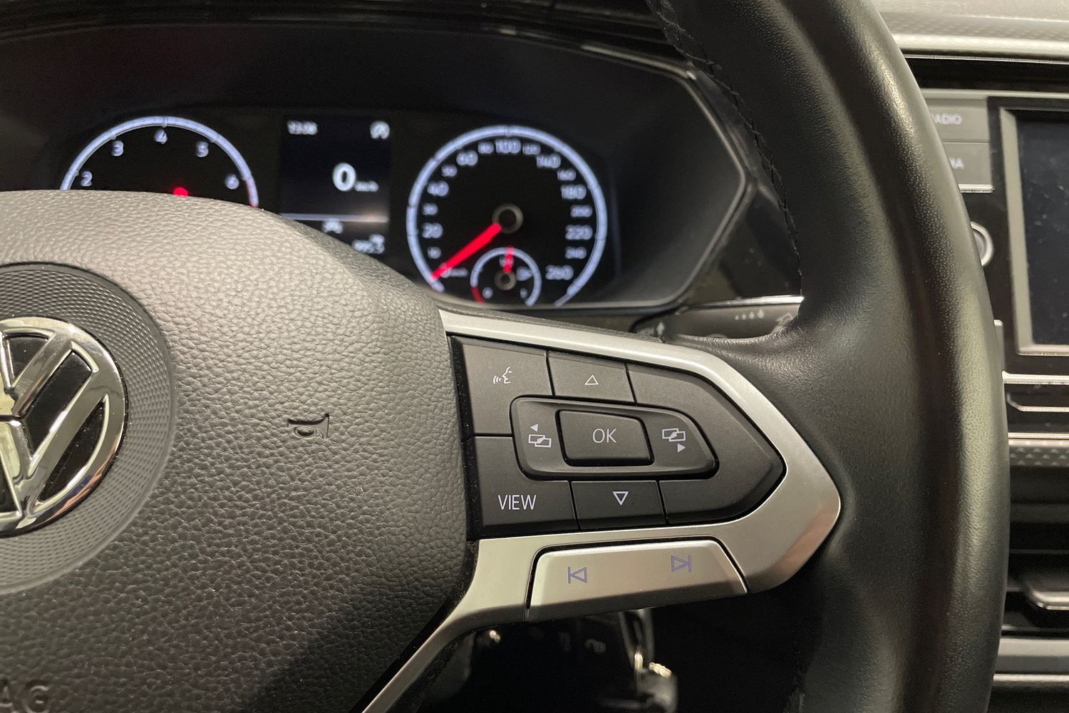 Volkswagen T-Cross vaihtoauto