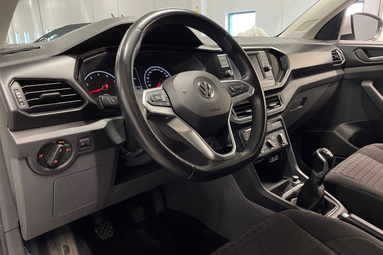 Volkswagen T-Cross vaihtoauto