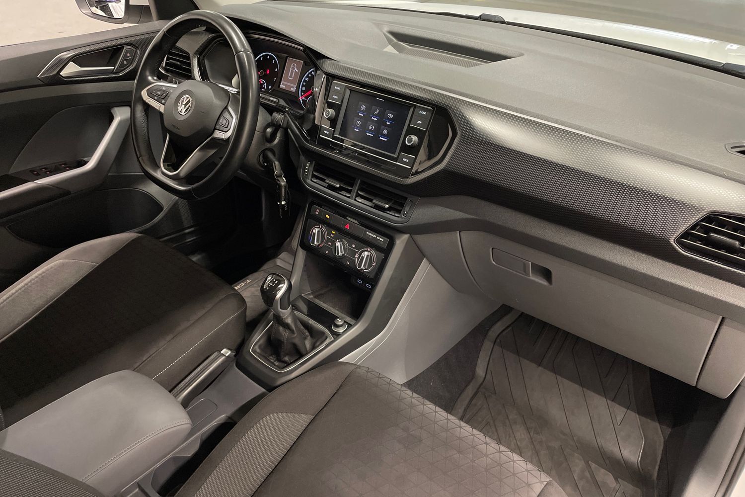 Volkswagen T-Cross vaihtoauto