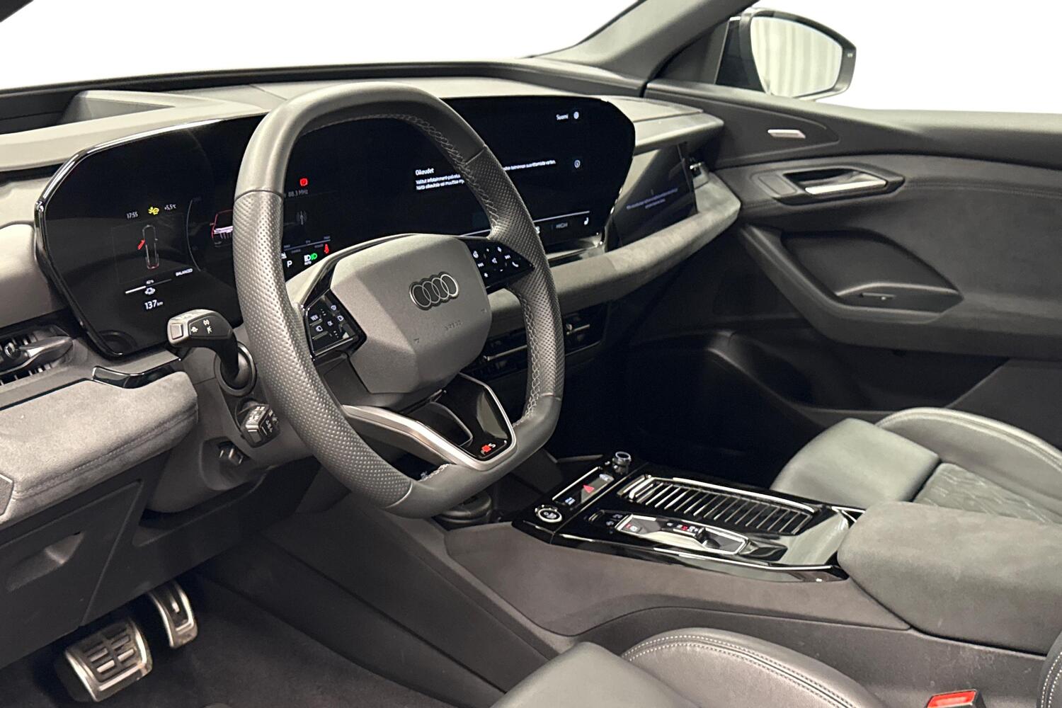 Audi Q6 e-tron vaihtoauto