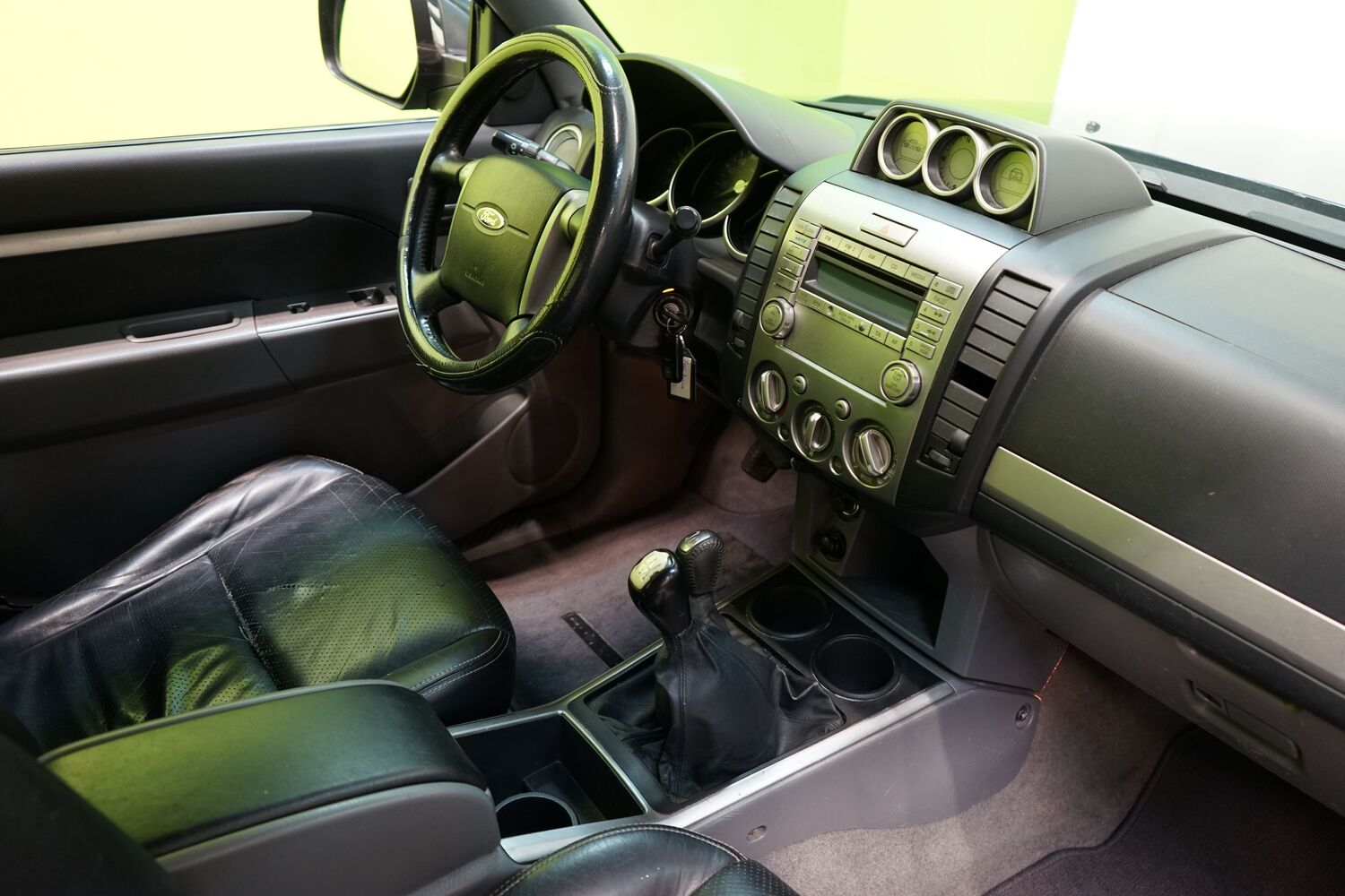 Ford Ranger vaihtoauto