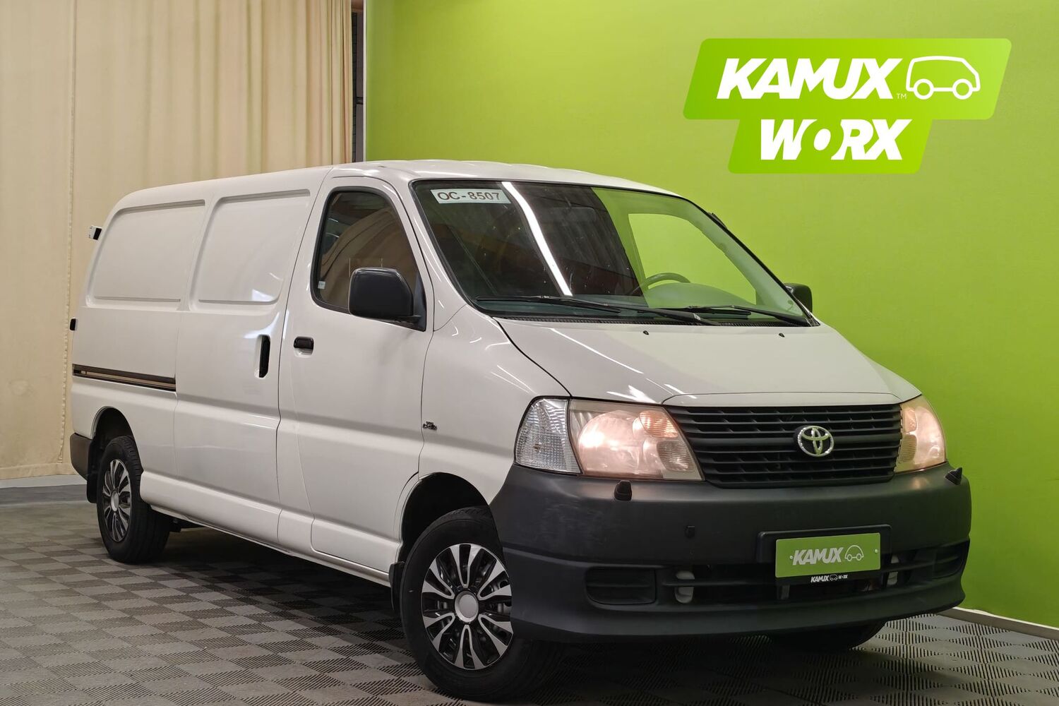 Toyota Hiace vaihtoauto