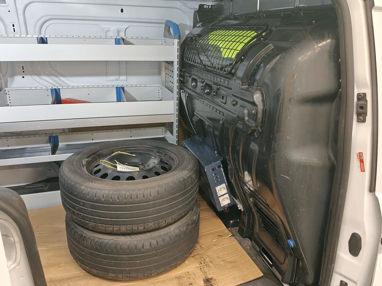 Ford Transit Connect vaihtoauto
