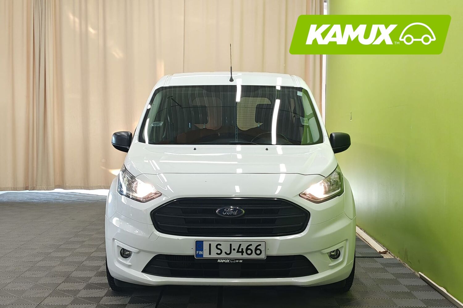 Ford Transit Connect vaihtoauto