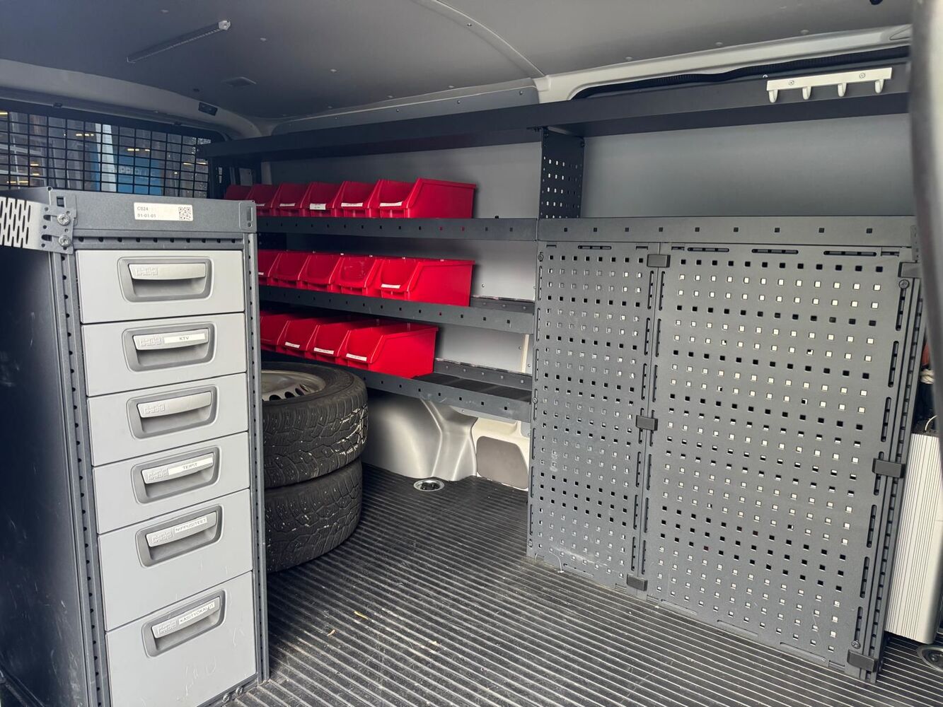 Volkswagen Transporter vaihtoauto