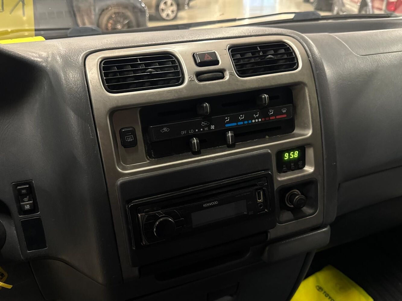 Toyota Hiace vaihtoauto