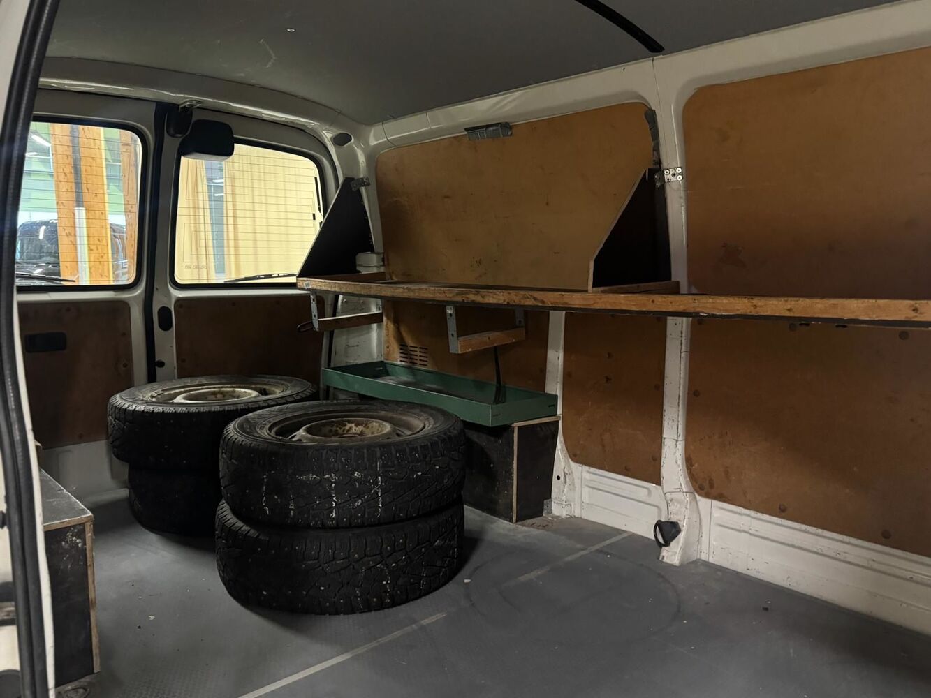 Toyota Hiace vaihtoauto