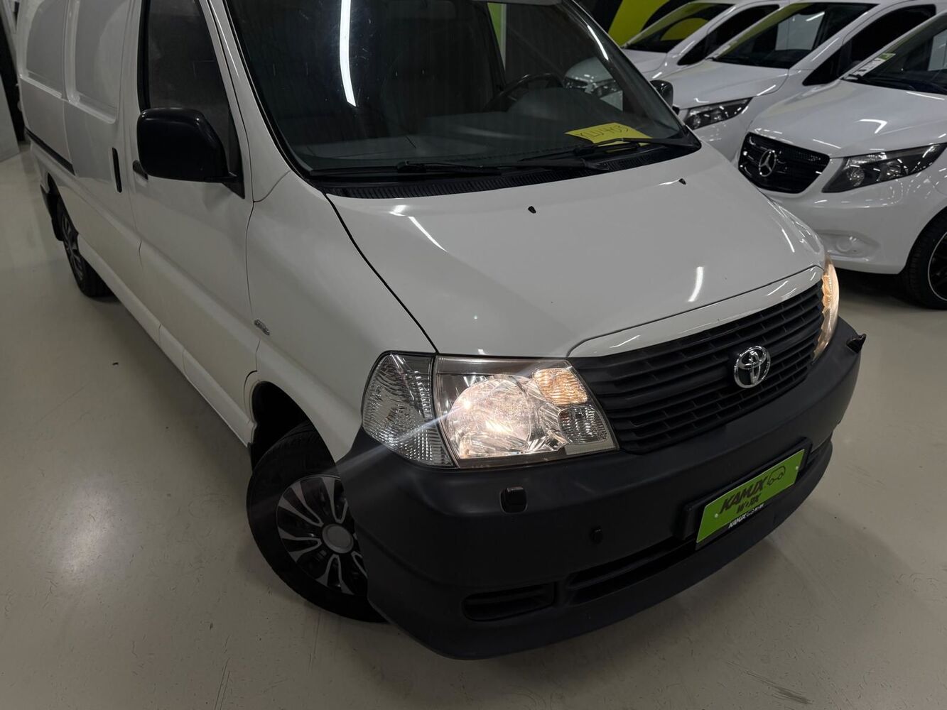 Toyota Hiace vaihtoauto
