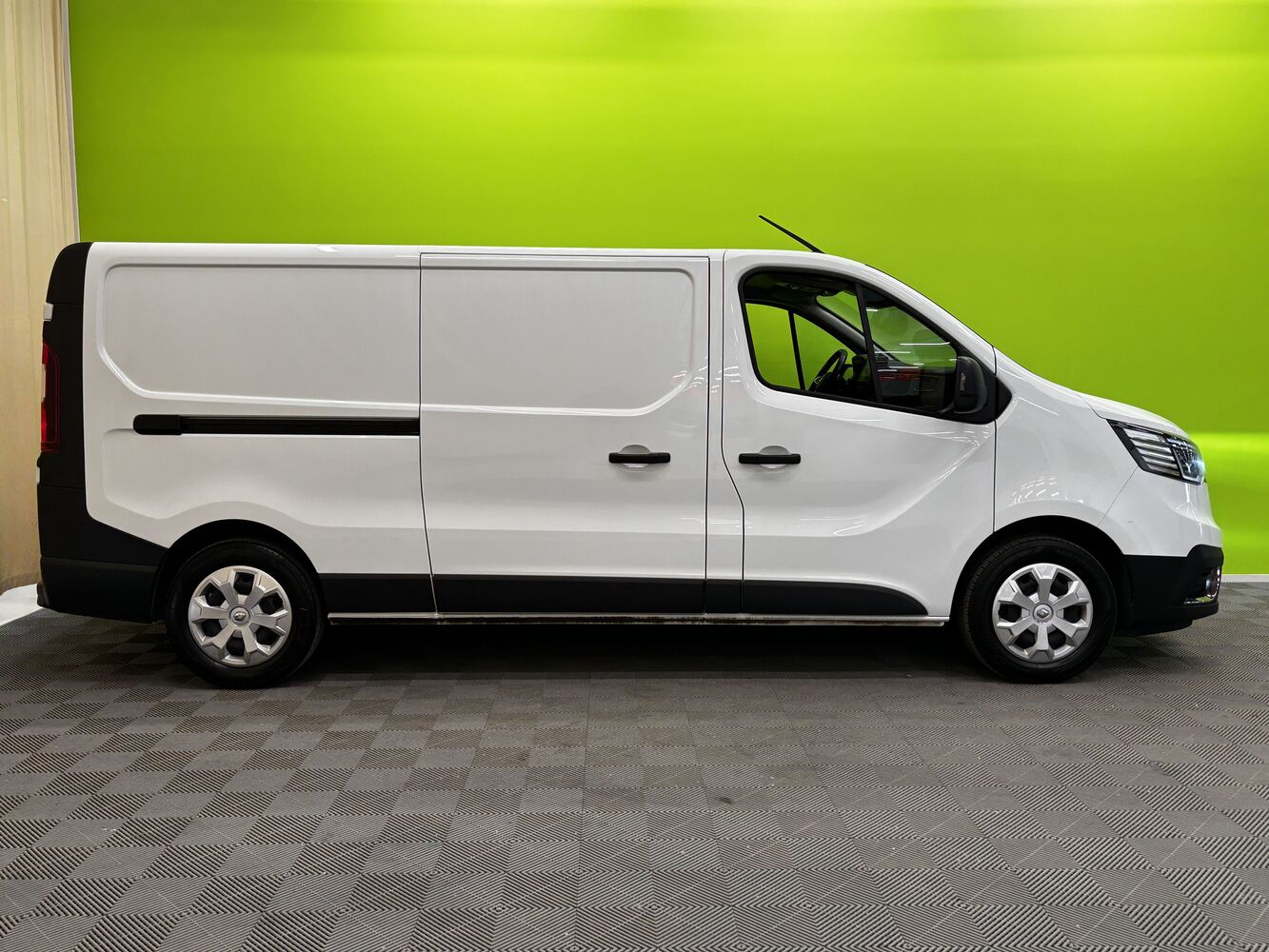 Renault Trafic vaihtoauto