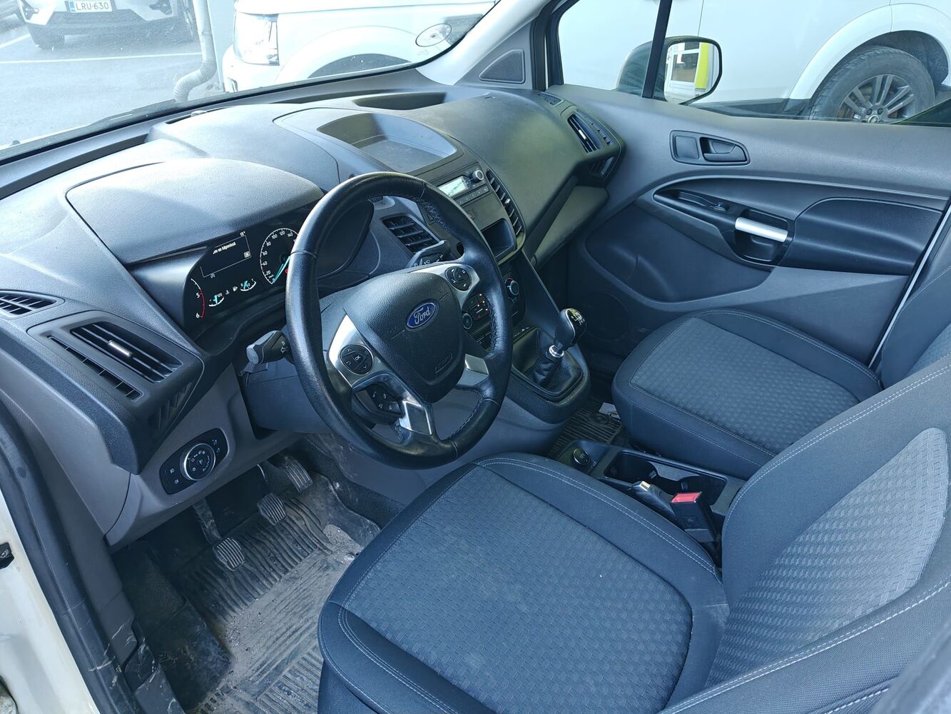 Ford Transit Connect vaihtoauto
