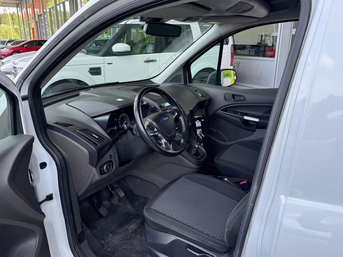 Ford Transit Connect vaihtoauto