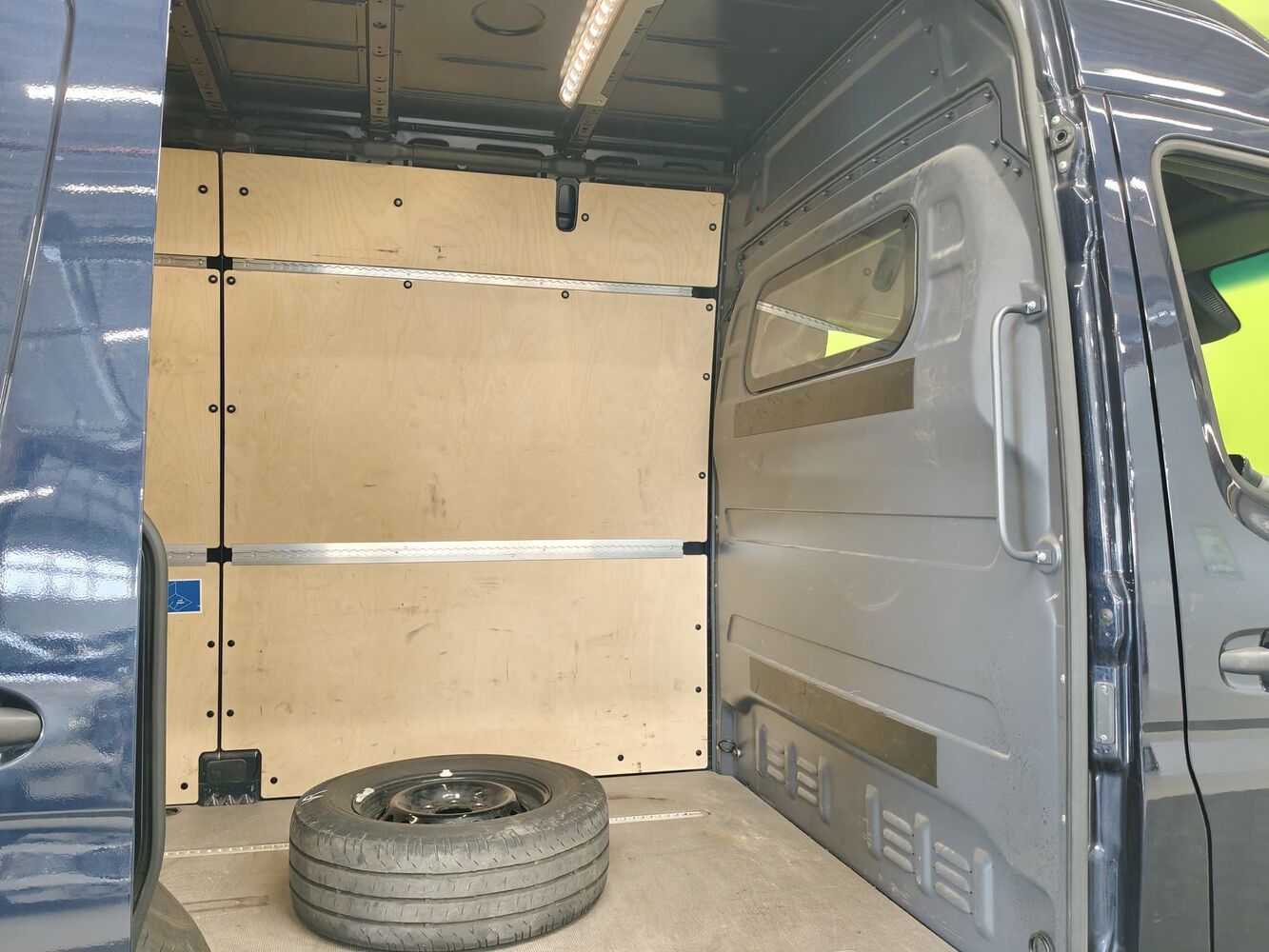 Mercedes-Benz Sprinter vaihtoauto
