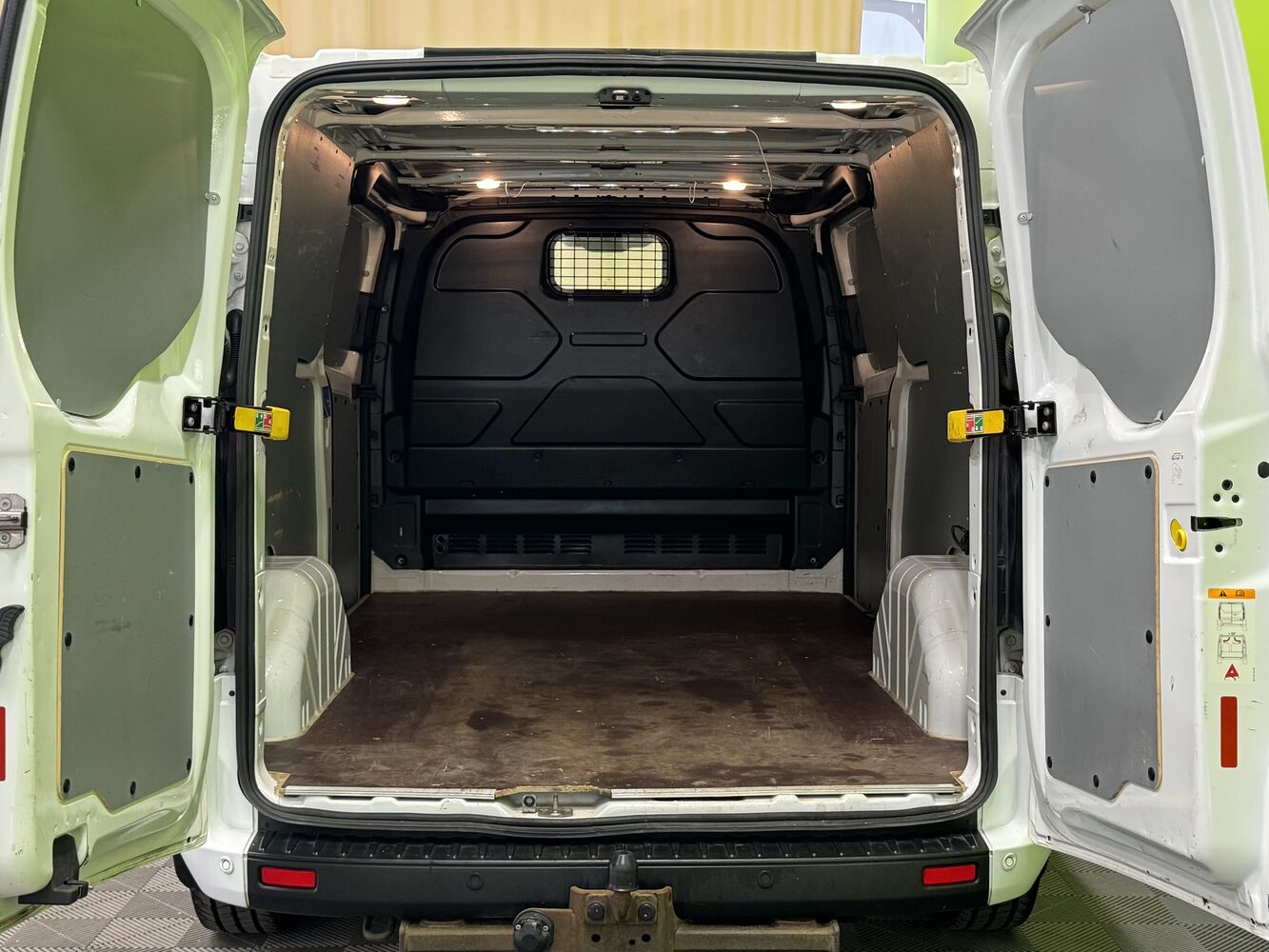 Ford Transit Custom vaihtoauto