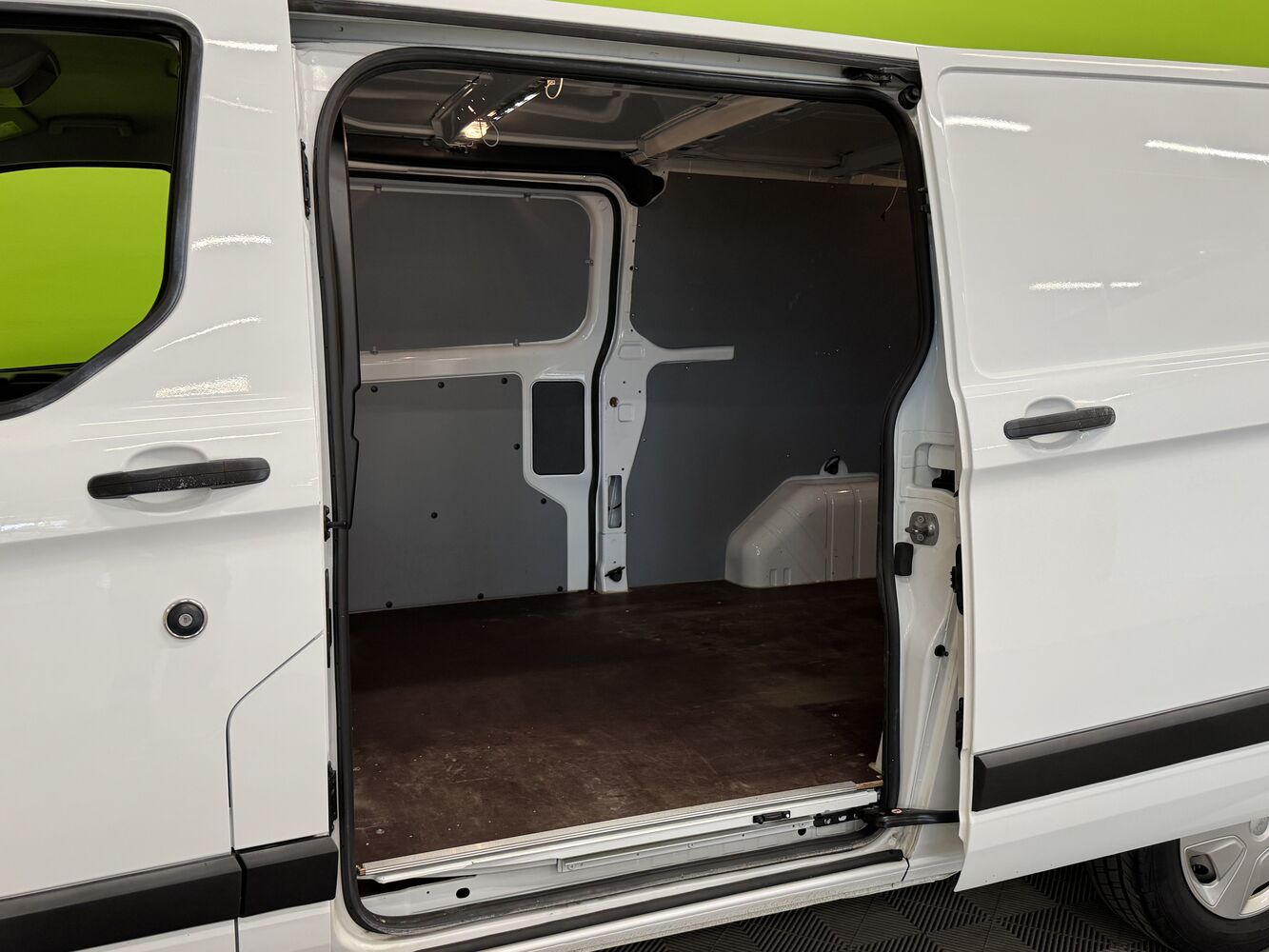 Ford Transit Custom vaihtoauto