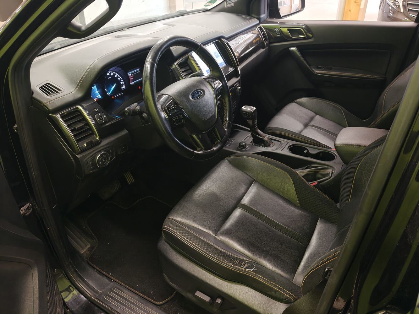 Ford Ranger vaihtoauto