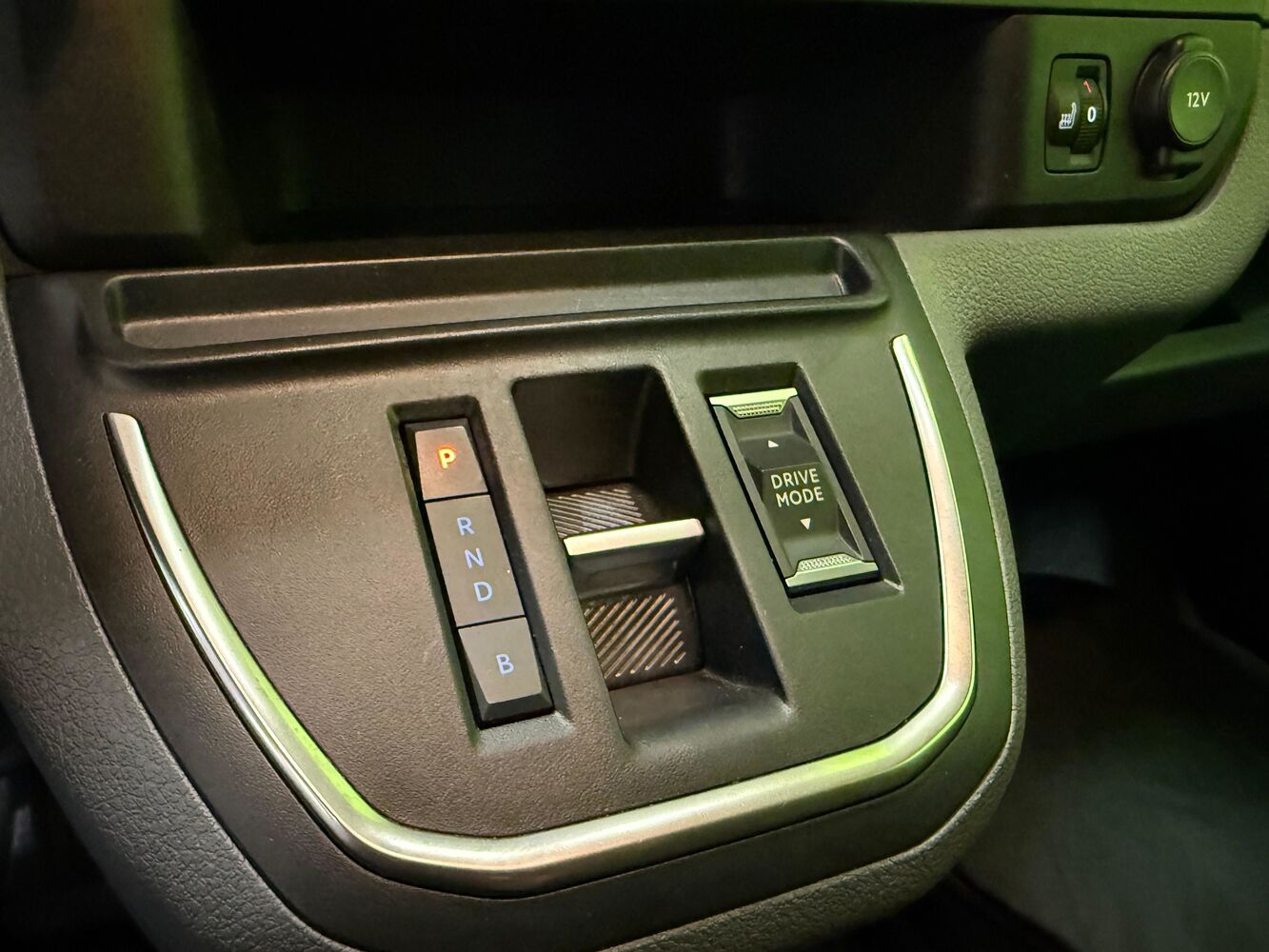 Peugeot e-Expert vaihtoauto