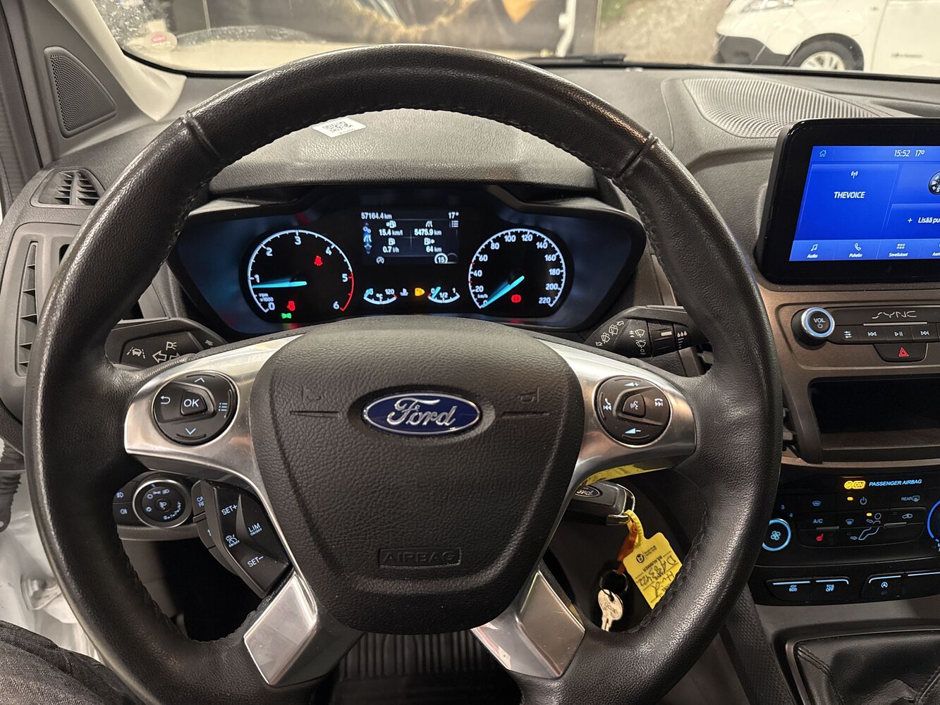 Ford Transit Connect vaihtoauto