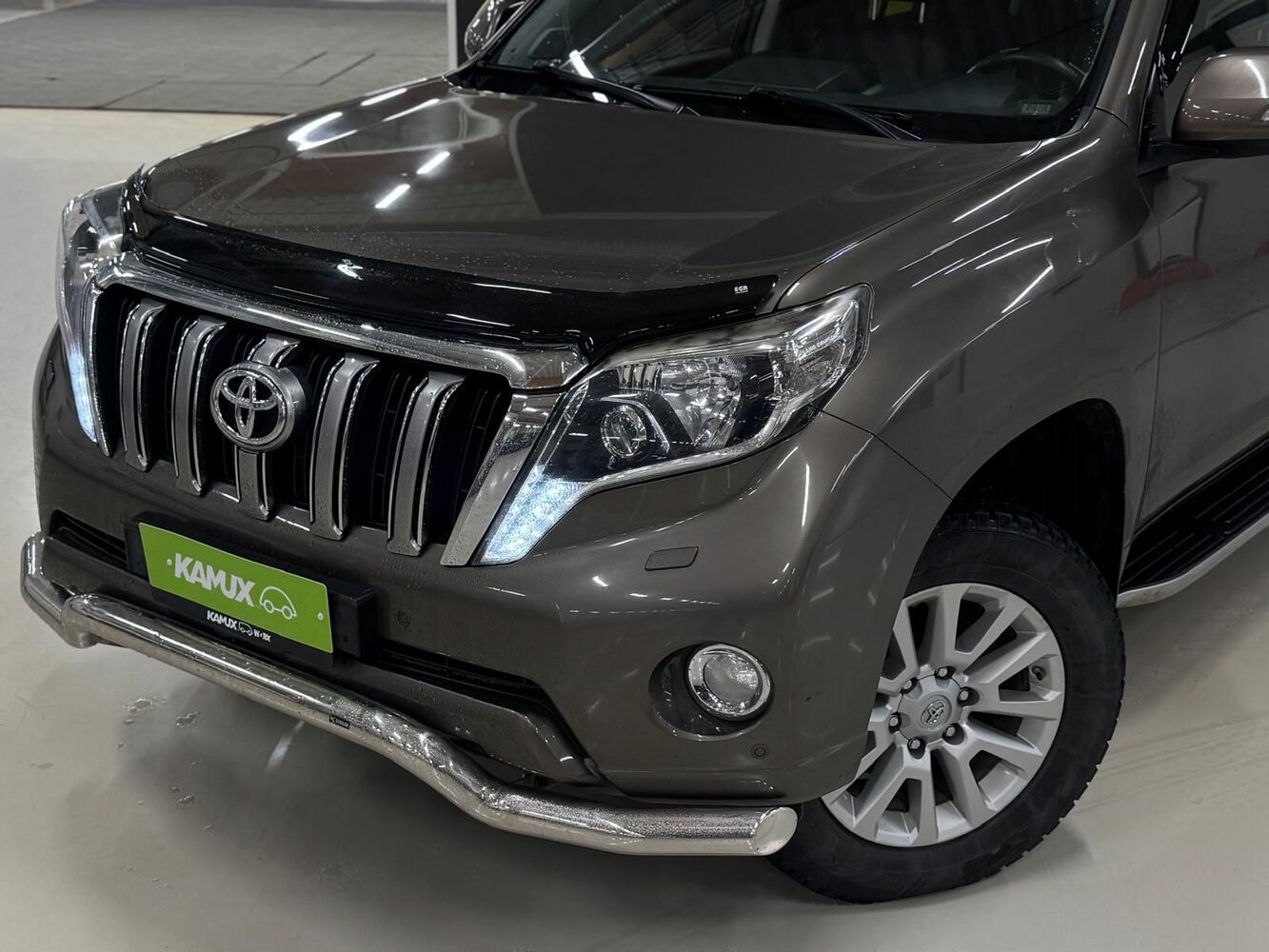 Toyota Land Cruiser vaihtoauto