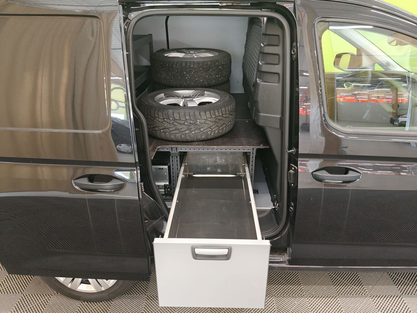 Volkswagen Caddy vaihtoauto