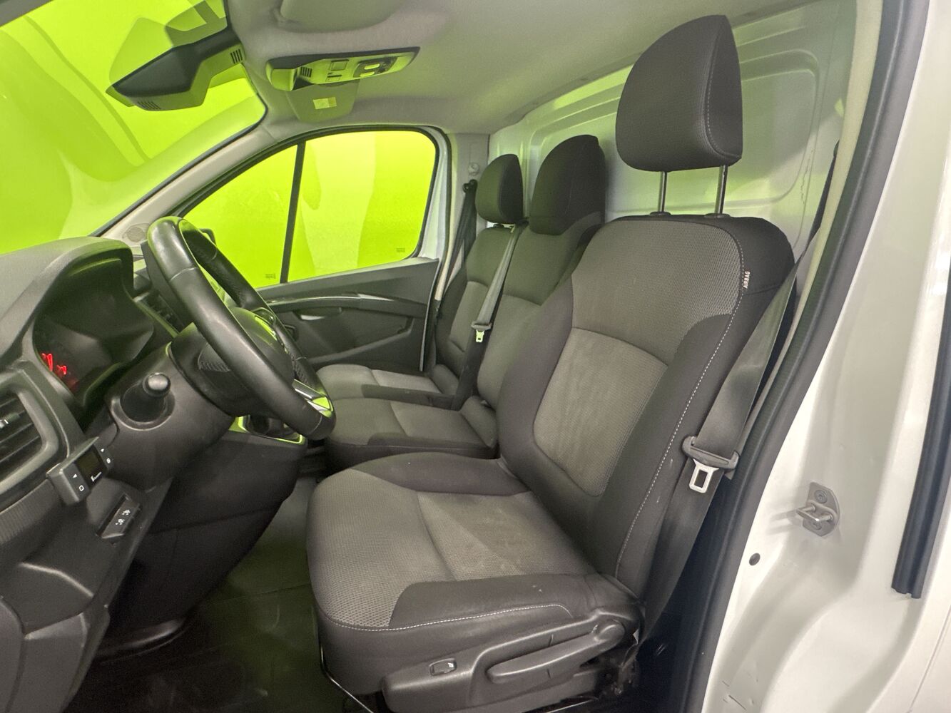 Renault Trafic vaihtoauto