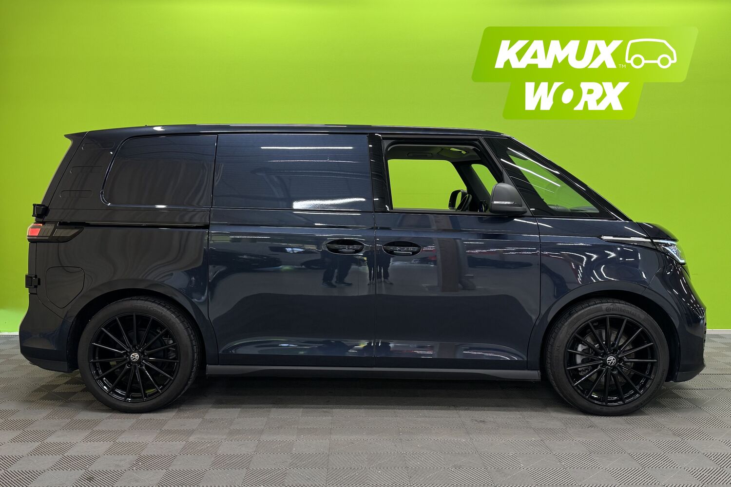 Volkswagen ID. Buzz Cargo vaihtoauto