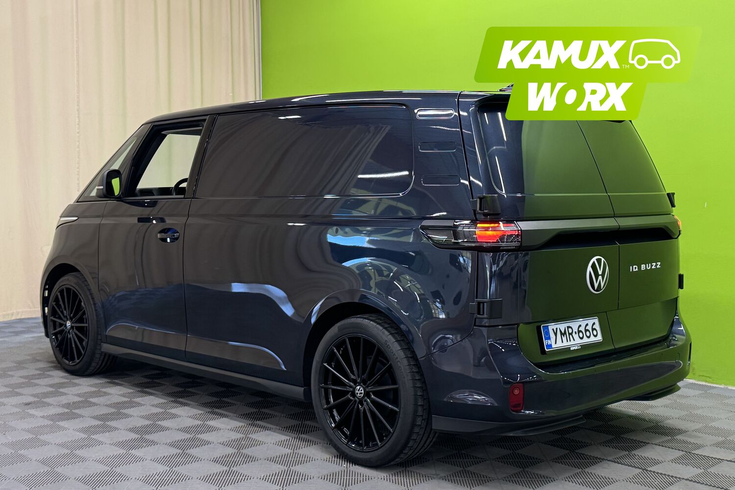 Volkswagen ID. Buzz Cargo vaihtoauto