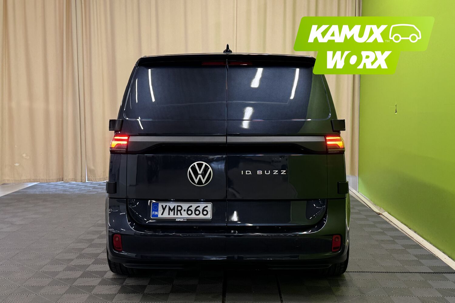 Volkswagen ID. Buzz Cargo vaihtoauto